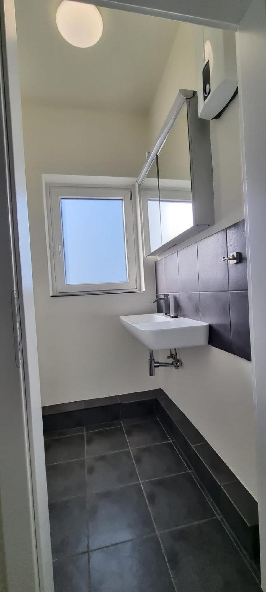 Sechsbettzimmer "Blau" In Zentraler Lage เบรเมน ภายนอก รูปภาพ