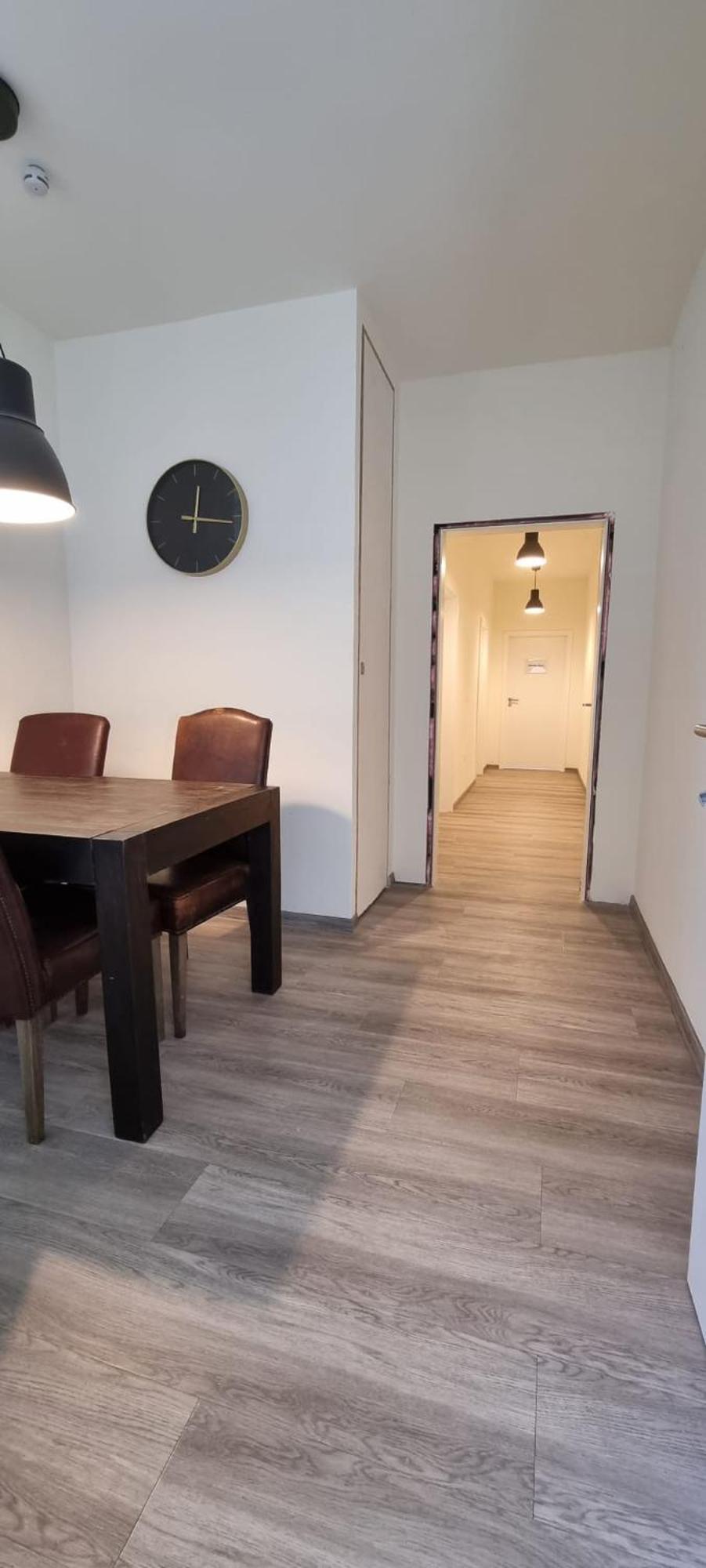 Sechsbettzimmer "Blau" In Zentraler Lage เบรเมน ภายนอก รูปภาพ
