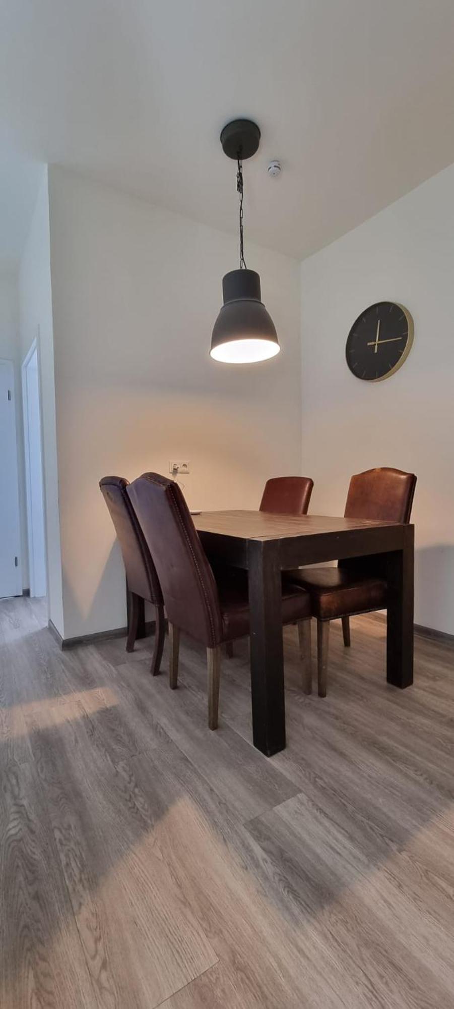 Sechsbettzimmer "Blau" In Zentraler Lage เบรเมน ภายนอก รูปภาพ