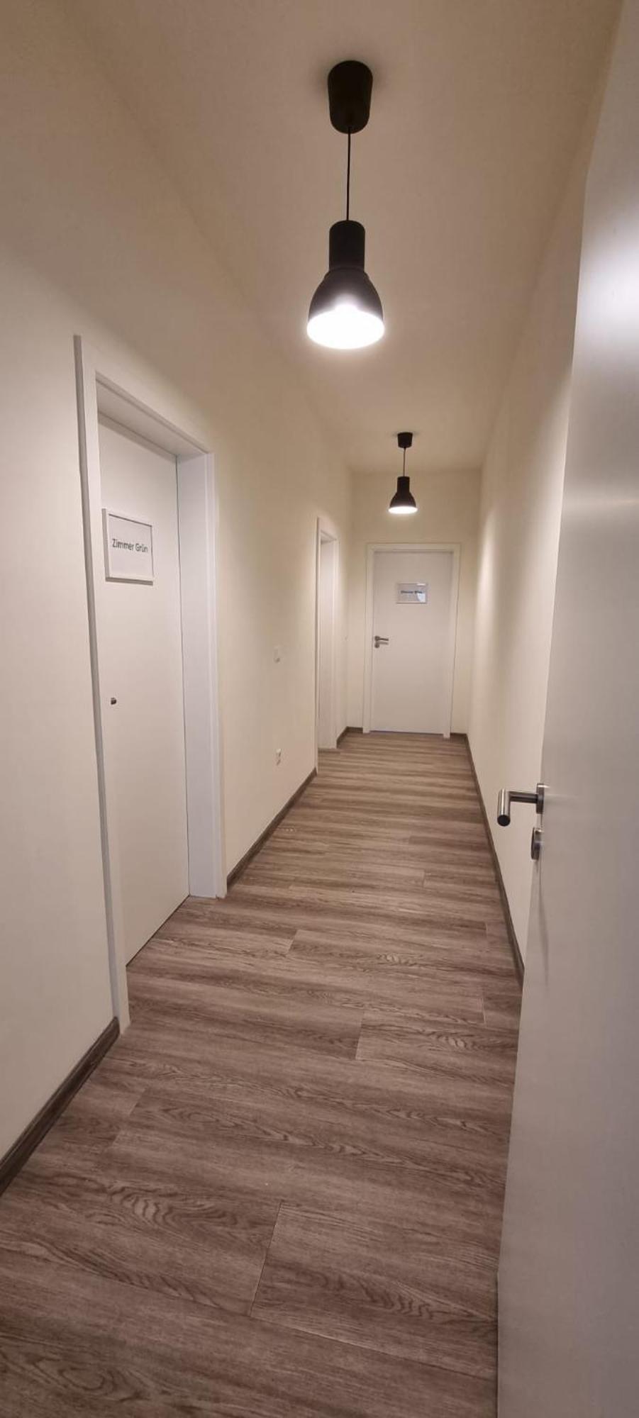 Sechsbettzimmer "Blau" In Zentraler Lage เบรเมน ภายนอก รูปภาพ